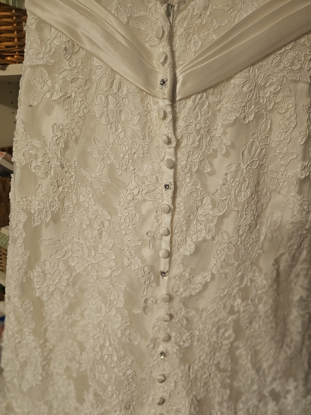 Ivory Allure Bridals C155 - Picture 8 of 12